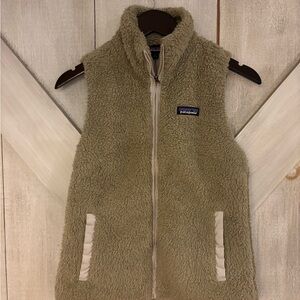 Patagonia women’s Sherpa Fleece Vest - Olive